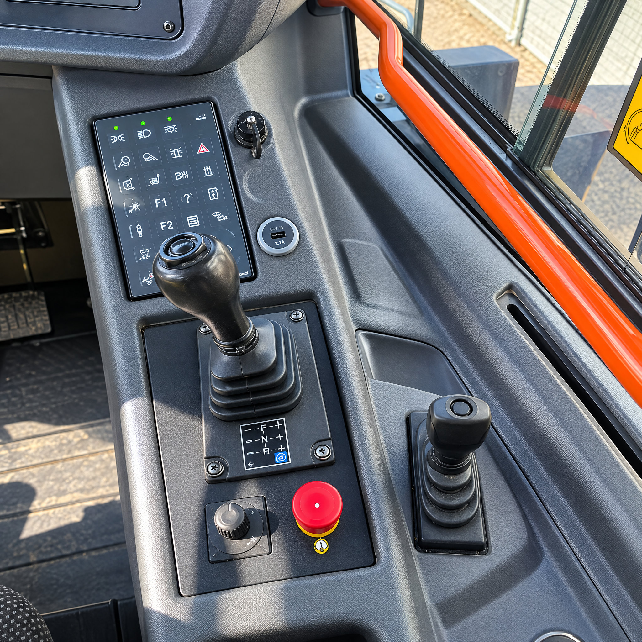 2021 Doosan DA45 Srticulated dump truck - Image 5