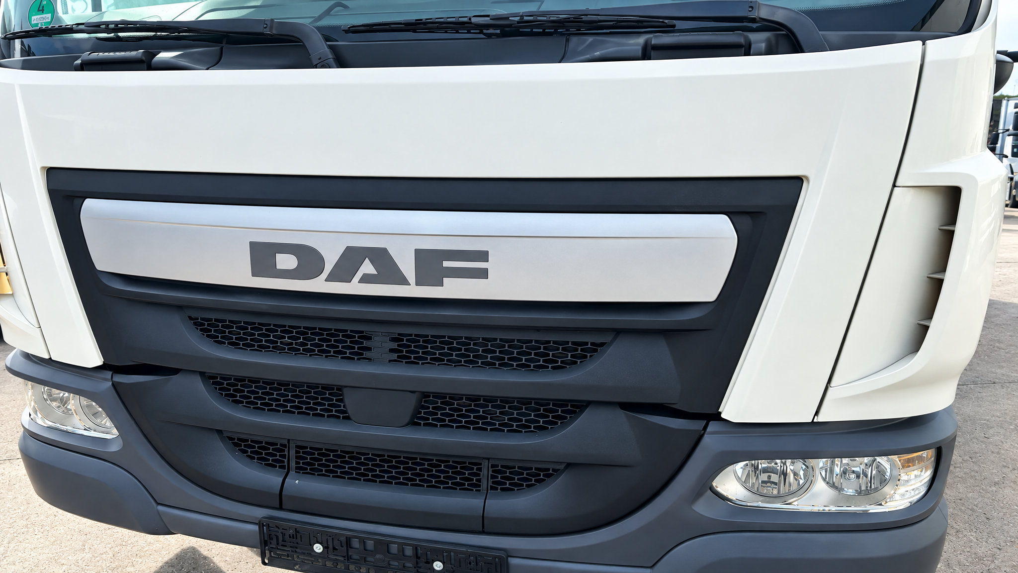 2017 DAF LF180 tipper (3 sides) - Automatic - Euro 6 - Image 35